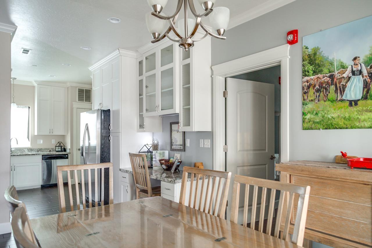 Aspenwood Manor Aparthotel Provo Ngoại thất bức ảnh